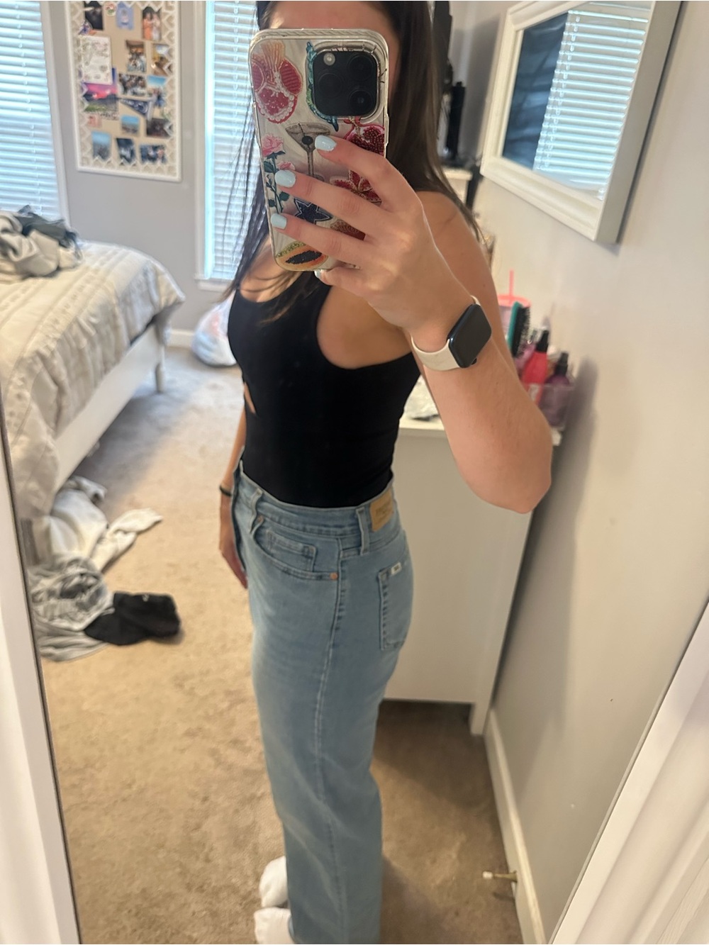 High-Rise Straight Leg Jeans in Light Blue - Picture 2 of 5
